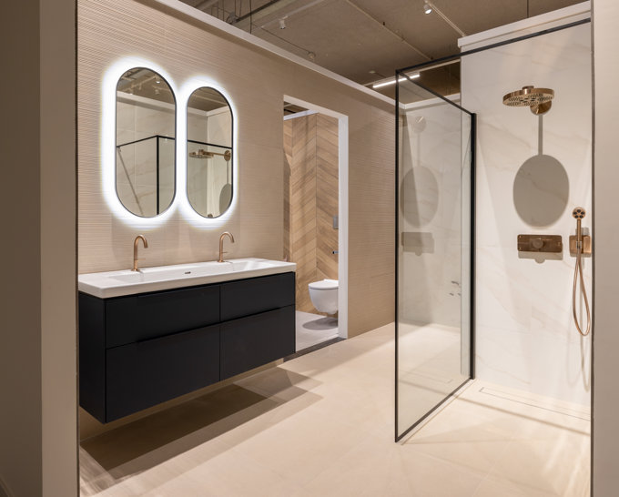 Complete badkamer en toilet